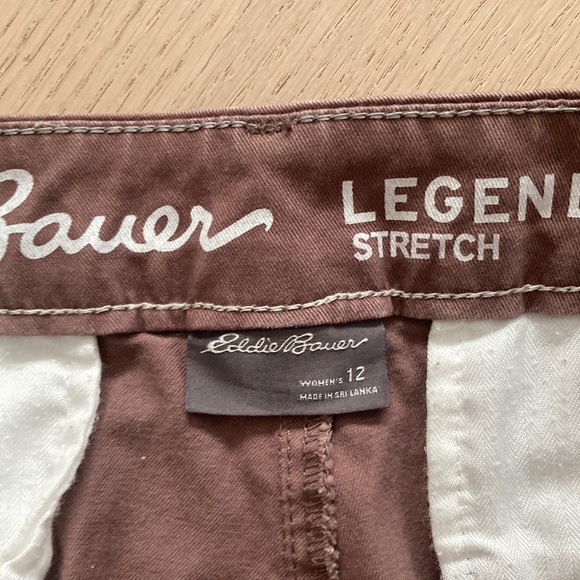 Like New Eddie Bauer Mauvish Brown Legend Wash Chino Pants size 12 - Picture 3 of 9